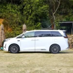 Byd Denza D9 EV Dual Motor 4WD Hybrid Plug-in– In Stock in China | Electric Vehicle Import Canada - Image 2