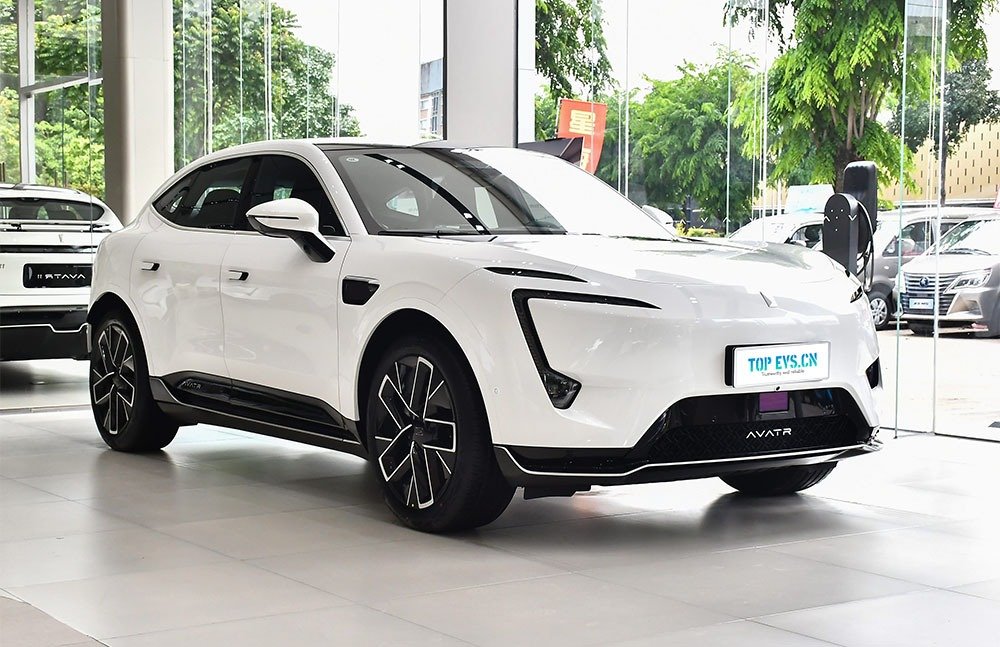 imgi_4_2_4(2) Avatr 11– For Sale From China | Chinese Electric SUV Canada - Image 1